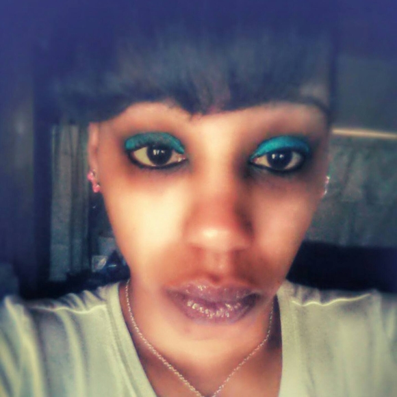 Meet your Posher, Davida - Picture 1 of 1